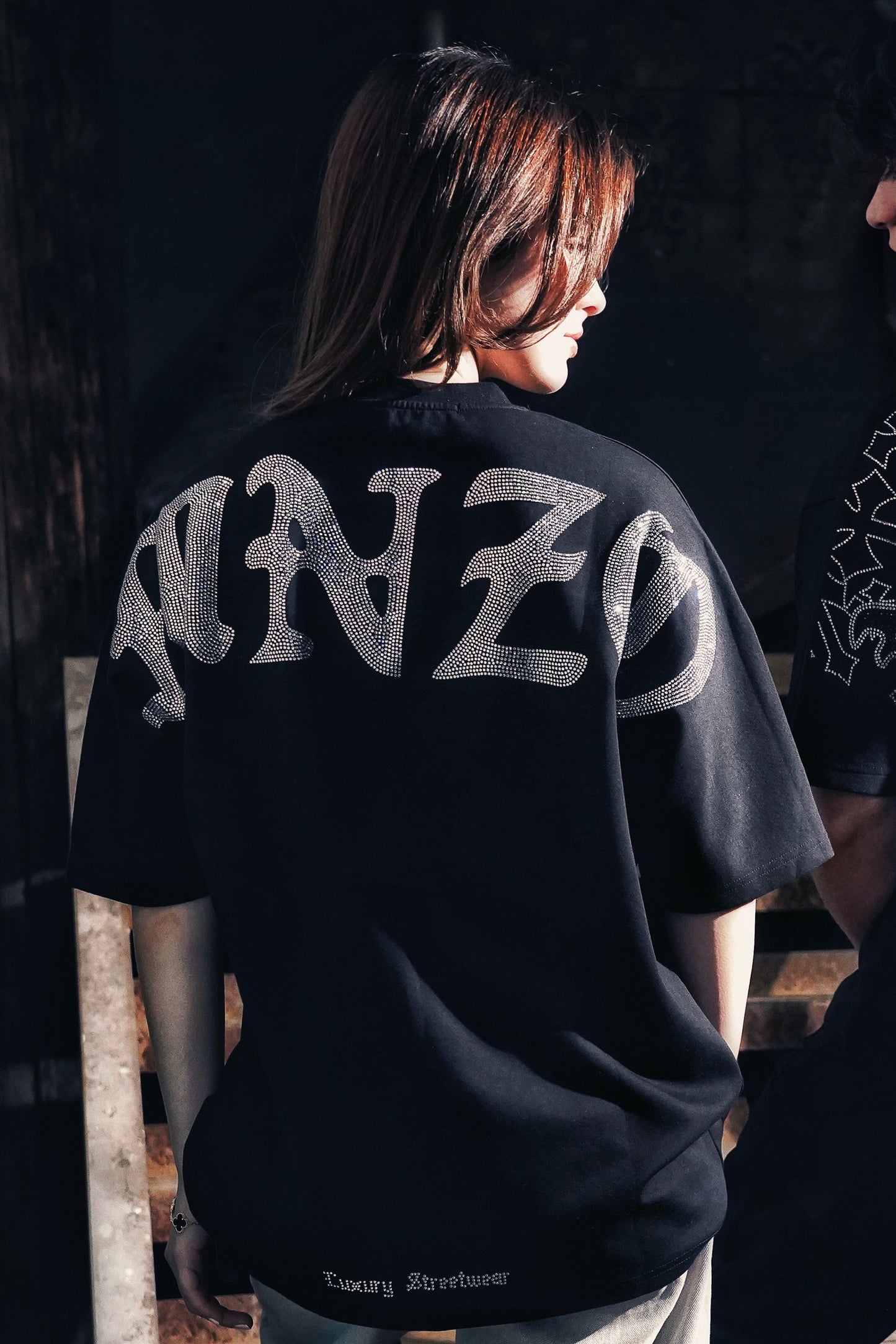 MNZO Luxury Essential